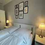 Wolin-travel Dom Przy Parku Apartamento