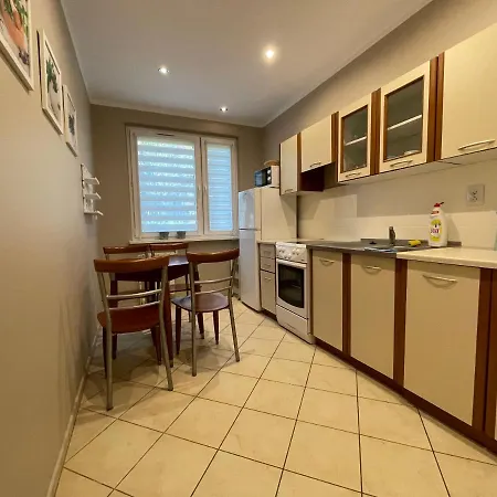 Wolin-travel Dom Przy Parku * مينززدرويه