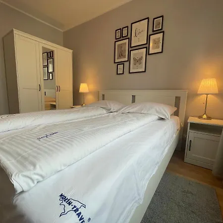 Wolin-travel Dom Przy Parku