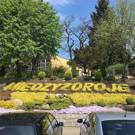 Wolin-travel Dom Przy Parku Apartmán *